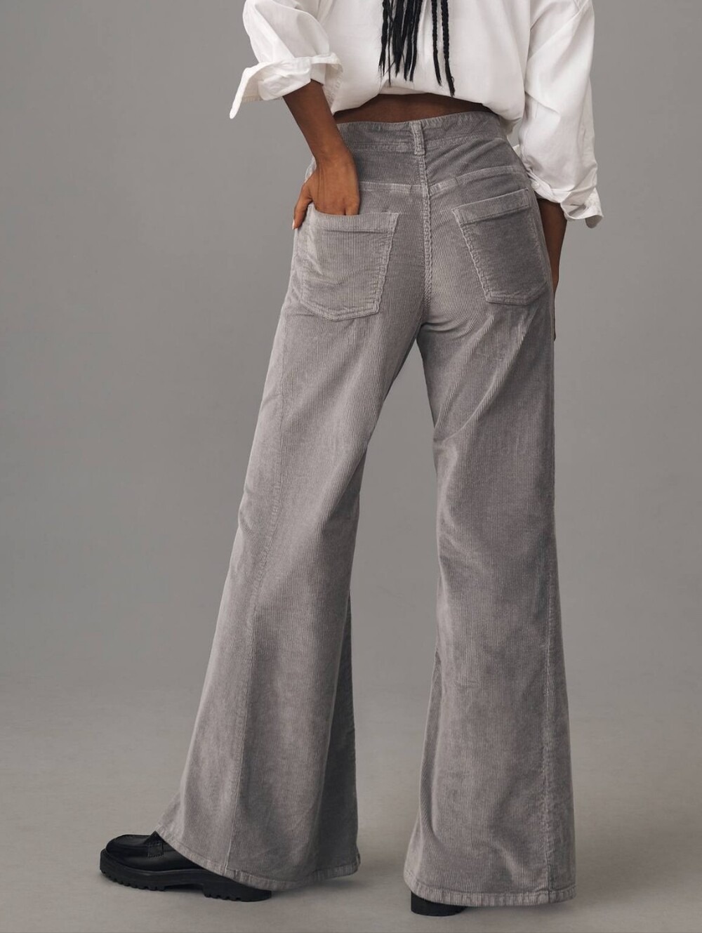 NWT Pilcro The Adi Mid-Rise Frayed Relaxed Flare Pants Corduroy Edition Size 28 - Picture 2 of 11